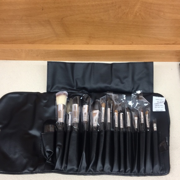 15 piece brush set - Picture 5 of 6